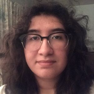 Meet your Posher, Valeria